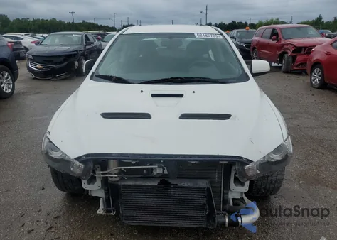 2010 Mitsubishi Lancer Evolution Gsr z USA, uszkodzony, nr VIN JA32W8FV8AU007926